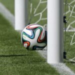 Perkembangan teknologi garis gawang dalam sepak bola